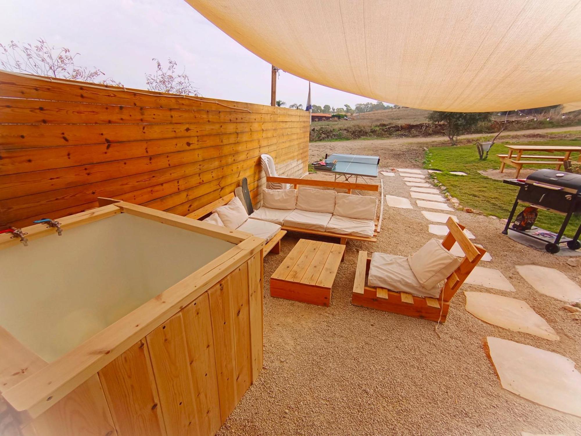 Olive Dome - כיפה גיאודזית ענקית ומודרנית בין עצי הזית Yavneʼel